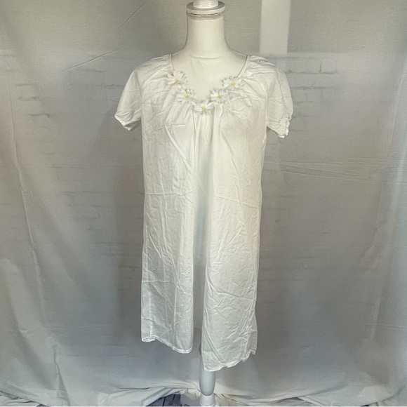 Yves Delorme Fine Cotton Batiste Daisy Nightgown M - Picture 1 of 5